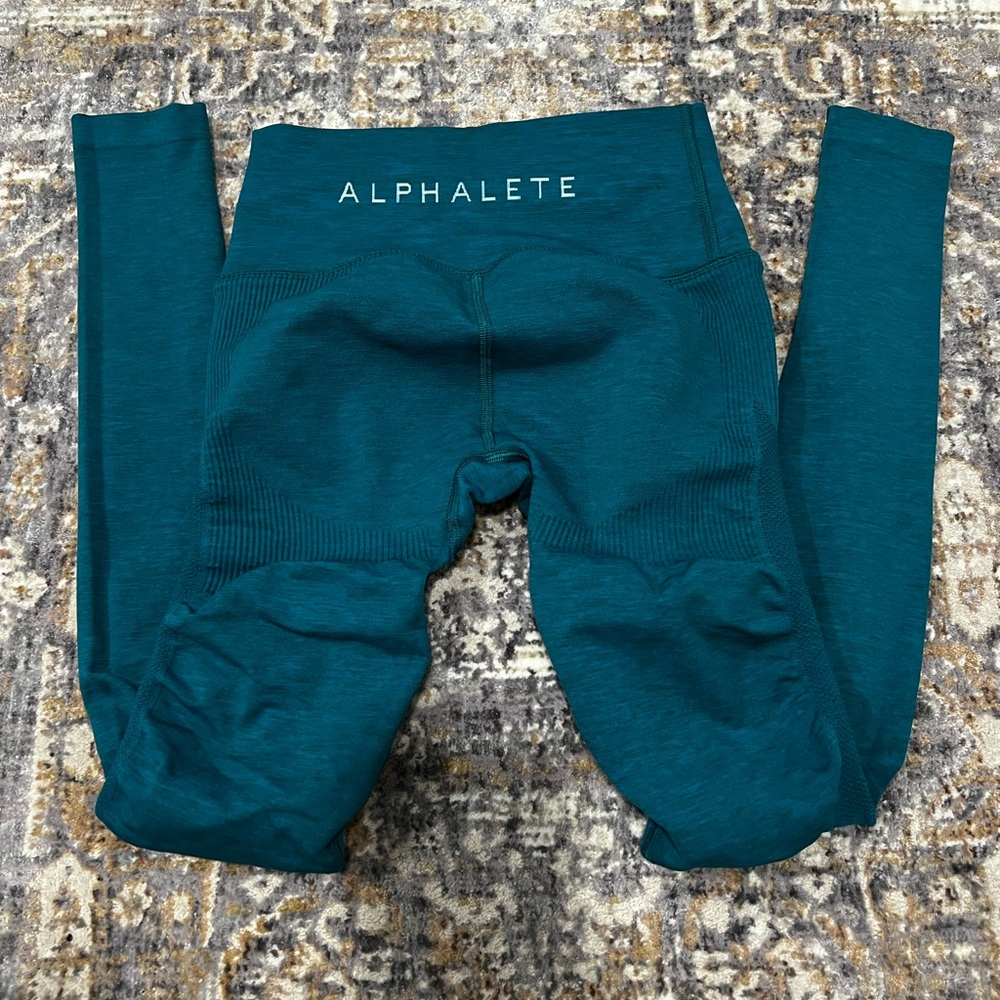 Alphalete leggings